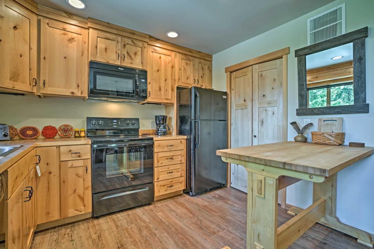 Private Leavenworth Cabin With Mtn Views And Fire Pit Экстерьер фото